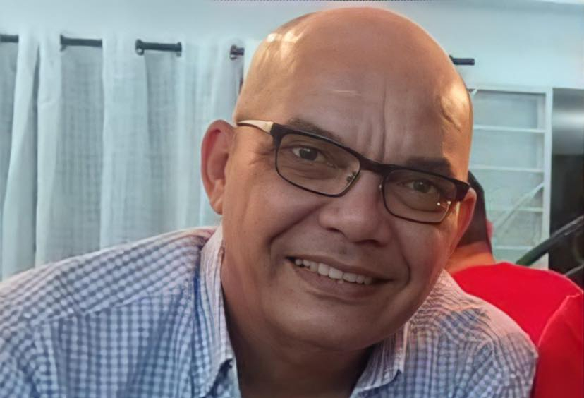 Hablemos de Néstor Jiménez, Pedro en «Viceversa».