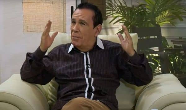 Hablemos de Mario Aguirre, Ricardo en «Viceversa».