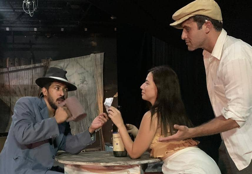 Se ensaya: Un pueblo decide elegir su destino y el teatro nos hace vivir esa experiencia.