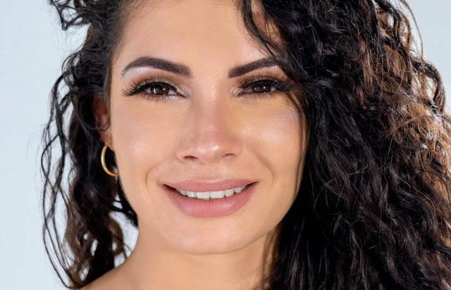 Hablemos de Belissa Cruz, Sandra en «Renacer»