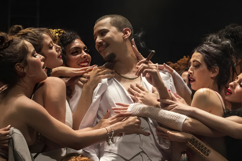 Teatro El Público anuncia el regreso de «Réquiem por Yarini»