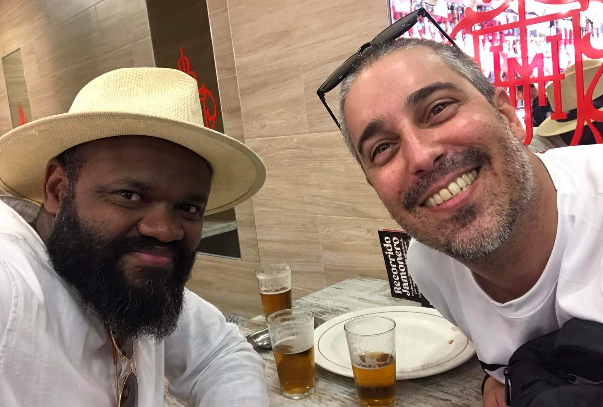 Miguelito y Octavio de «Al Habla con los Muertos» se encuentran en España