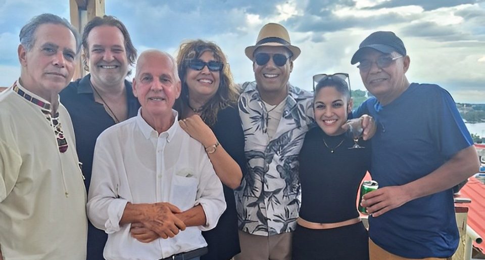 Actores cubanos celebran los 45 años del grupo de teatro Olga Alonso