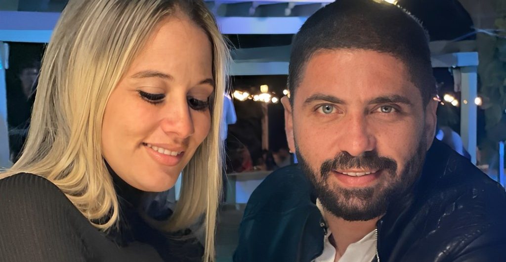 Así sorprendió Alejandro Cuervo a Arletis Rodríguez en su 11.º aniversario