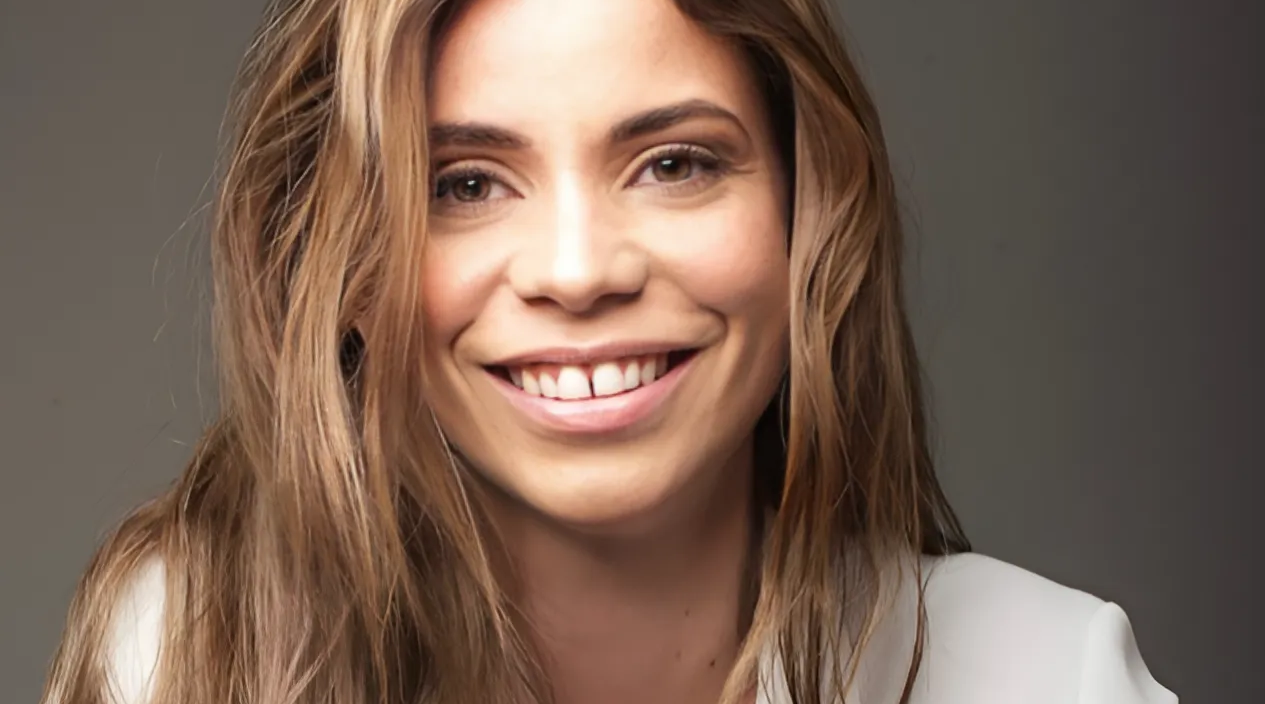 La actriz cubana Miriel Cejas y su propuesta teatral en París - CubaActores