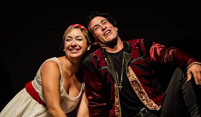 Compañía Teatral Hubert de Blanck: Treinta y cuatro años sobre las tablas
