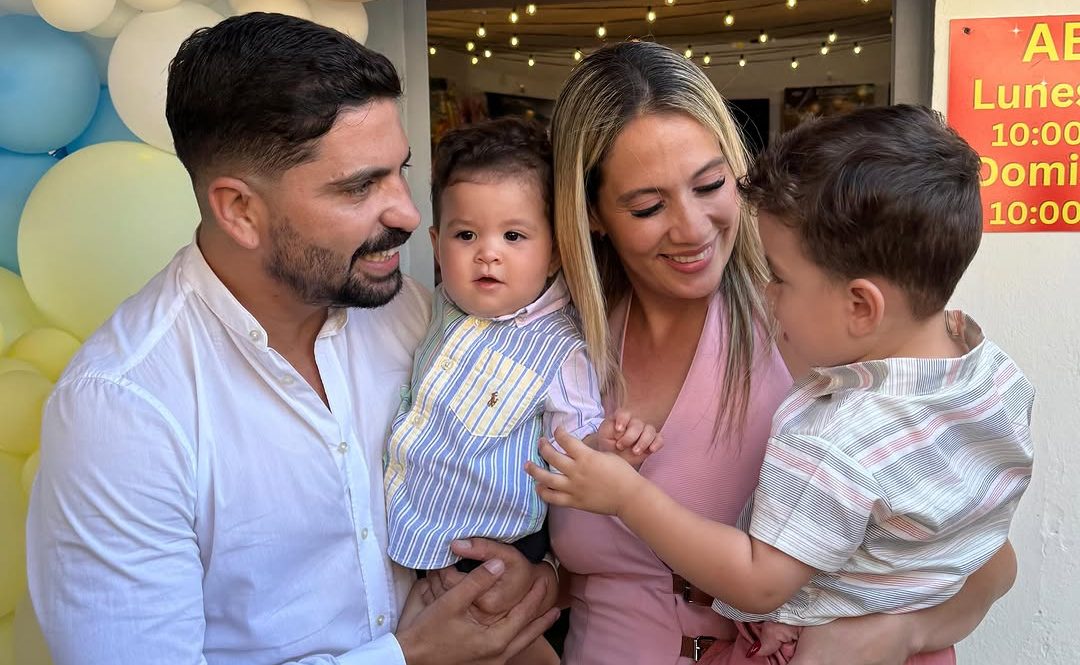 Baston Juguetería: Arletis Rodríguez, esposa del actor Alejandro Cuervo, abre tienda infantil en La Habana