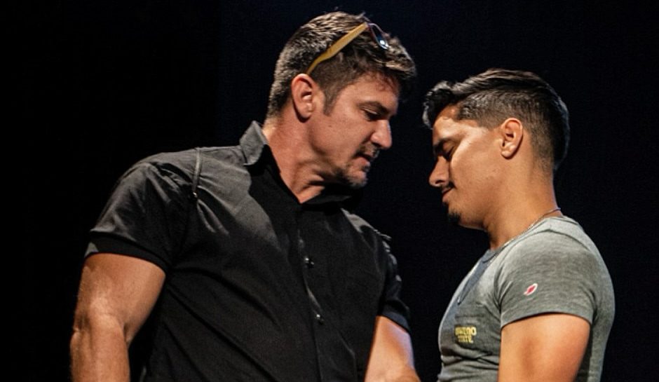 “Kilómetro Cero”: una obra valiente que sacude conciencias en Cienfuegos