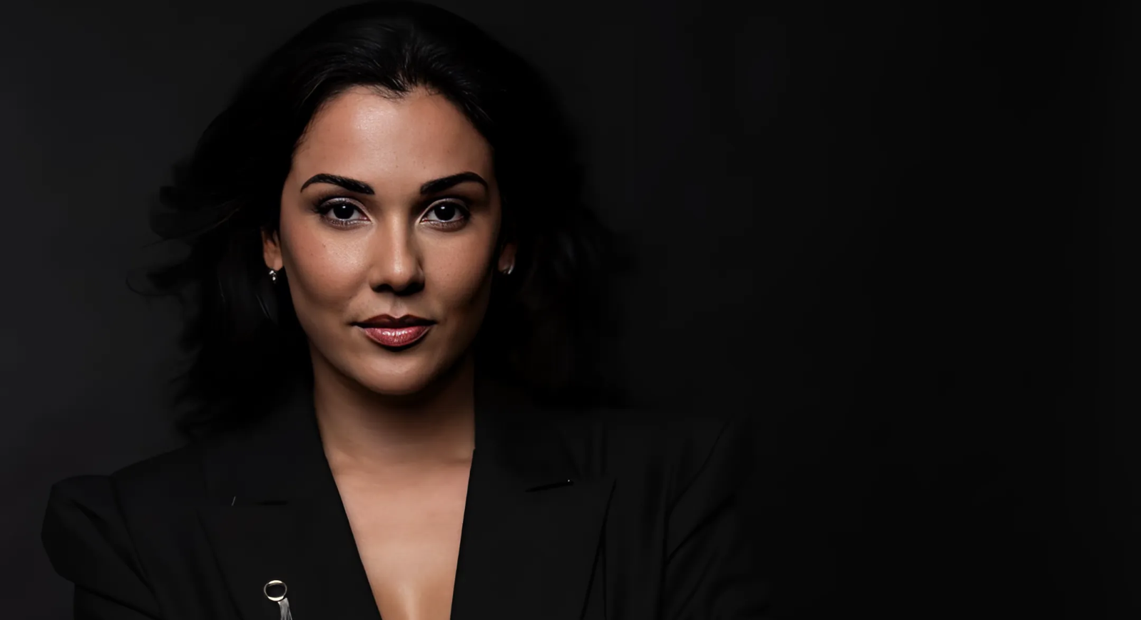 Camila Arteche se enfrenta a un doble reto actoral en los escenarios de California