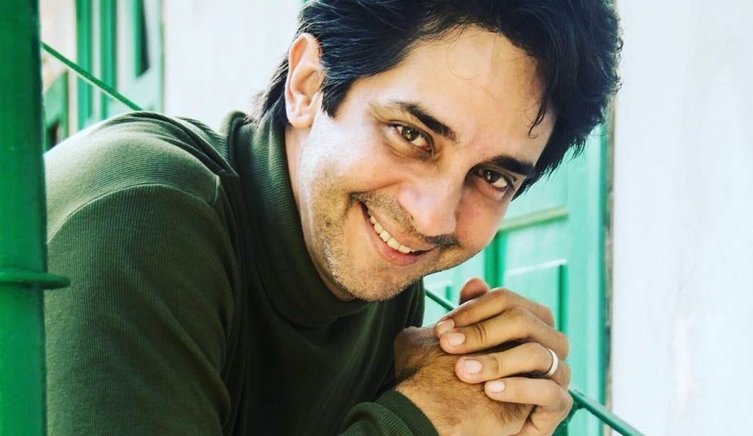 Hablemos de Enrique Bueno, Diego en «Regreso al corazón»