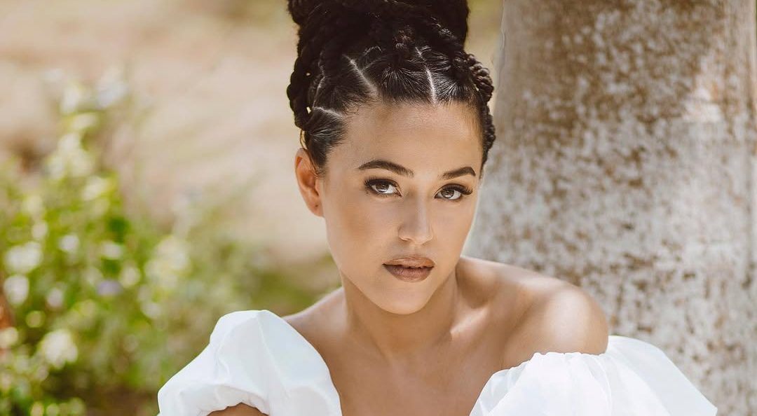 Fuera de Escena con Flora Borrego